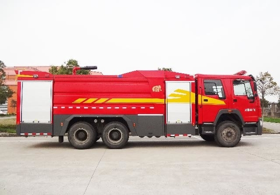Heavy Duty Large Volume 6x4 Drive Water Tender Fire Truck With 80l/S Fire Turret